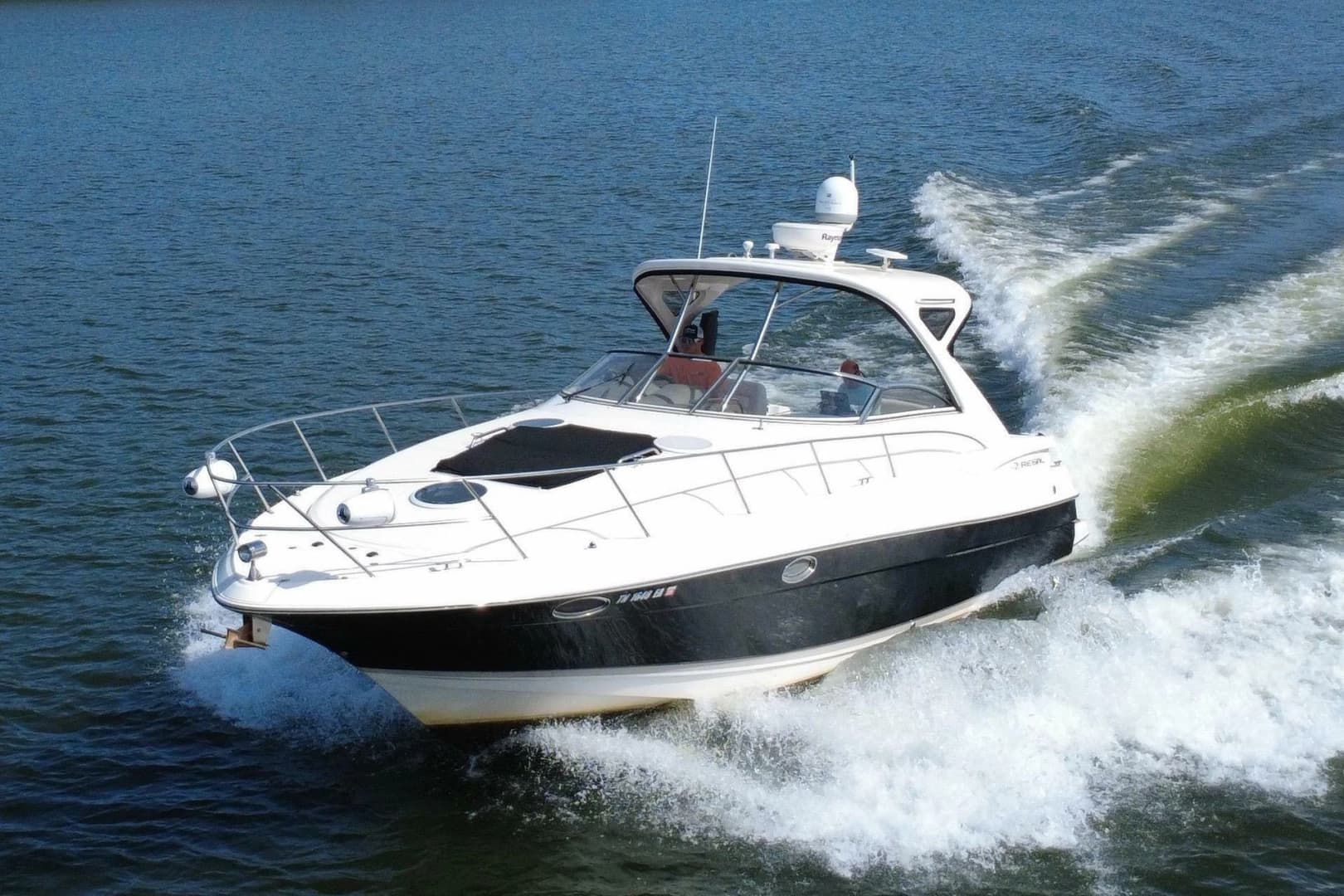 2008 Regal 3760 Sportyacht - photo 1 of 23