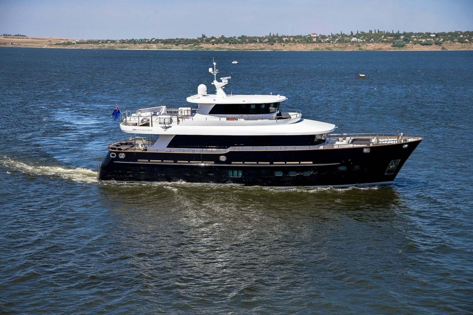 2014 Fifth Ocean Yachts Displacement Explorer - photo 1 of 88