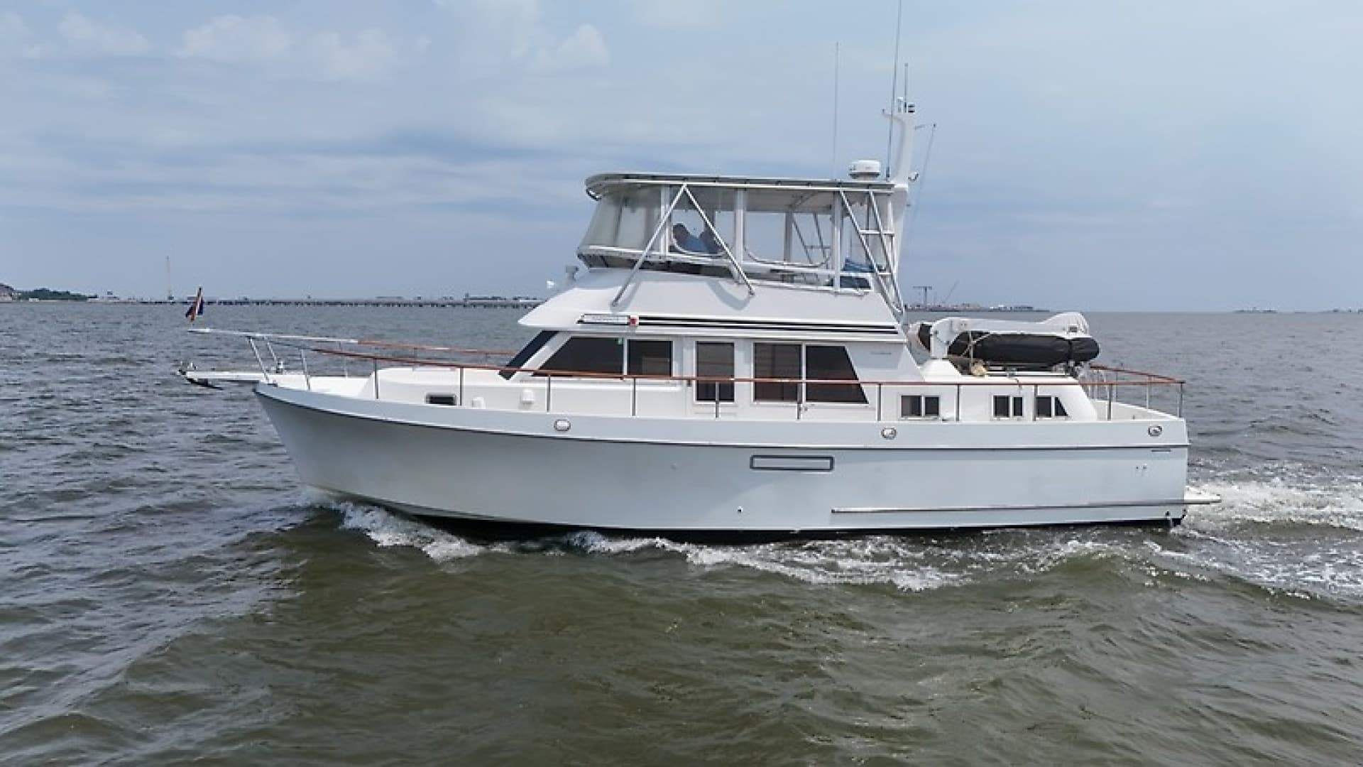 1994 Ocean Alexander 423 Classico - photo 1 of 107