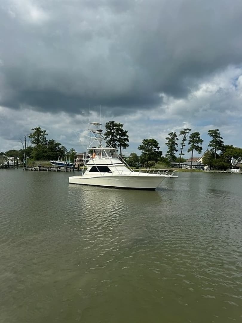 1990 Viking 43 Convertible - photo 1 of 41
