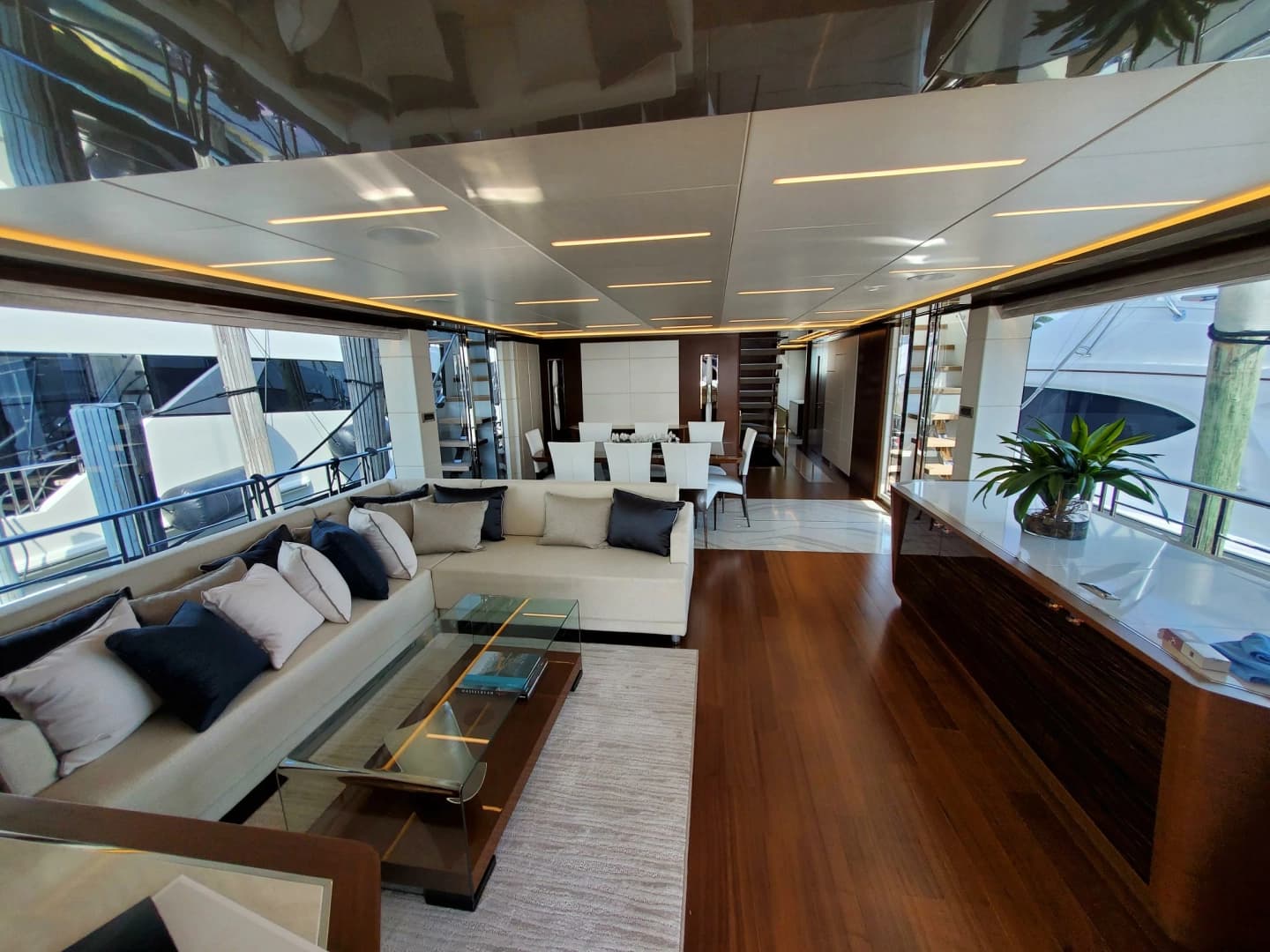 2021 Ocean Alexander 28R