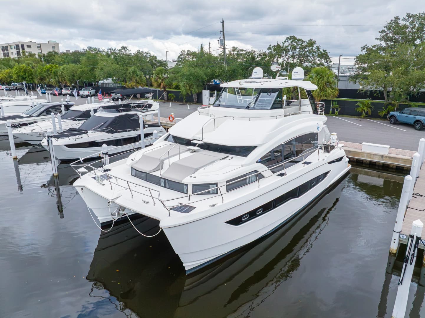 2023 Aquila 54 YACHT - photo 1 of 33