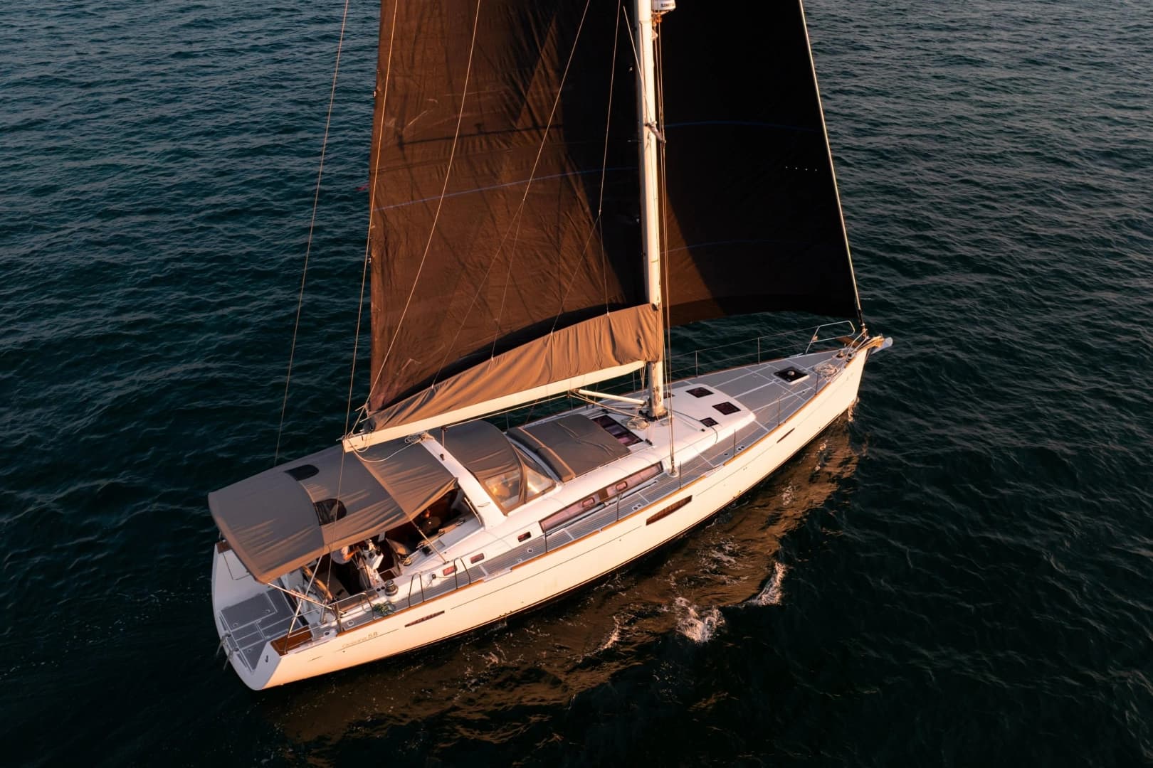 2013 Beneteau Oceanis 58