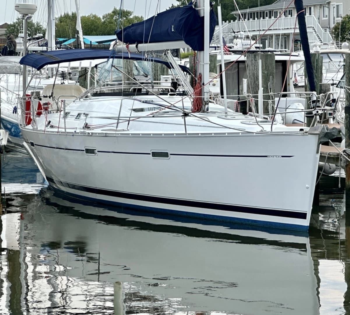 2004 Beneteau 393 - photo 1 of 20