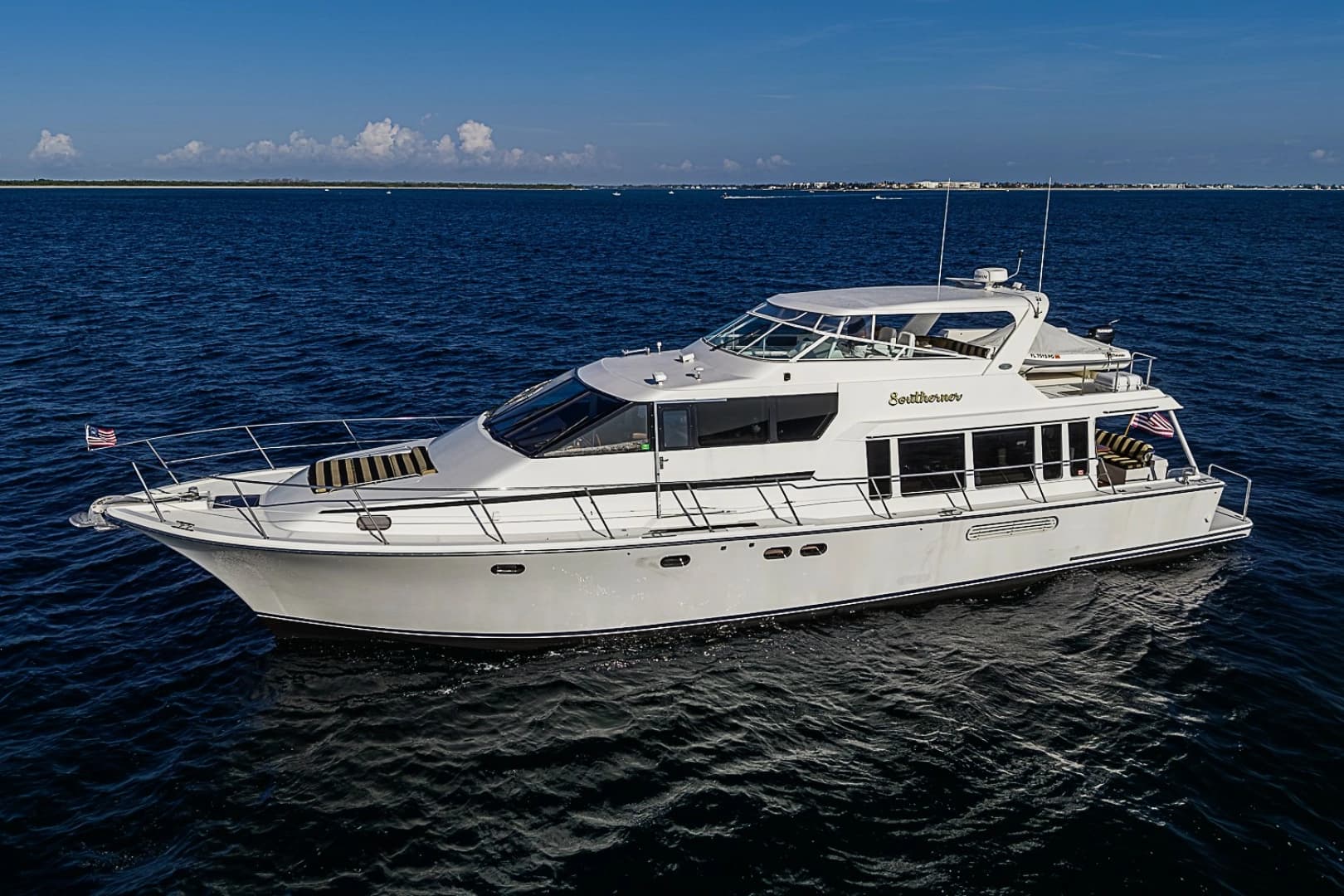 2005 Pacific Mariner 2005 Pacific Mariner Motor Yacht - photo 1 of 52