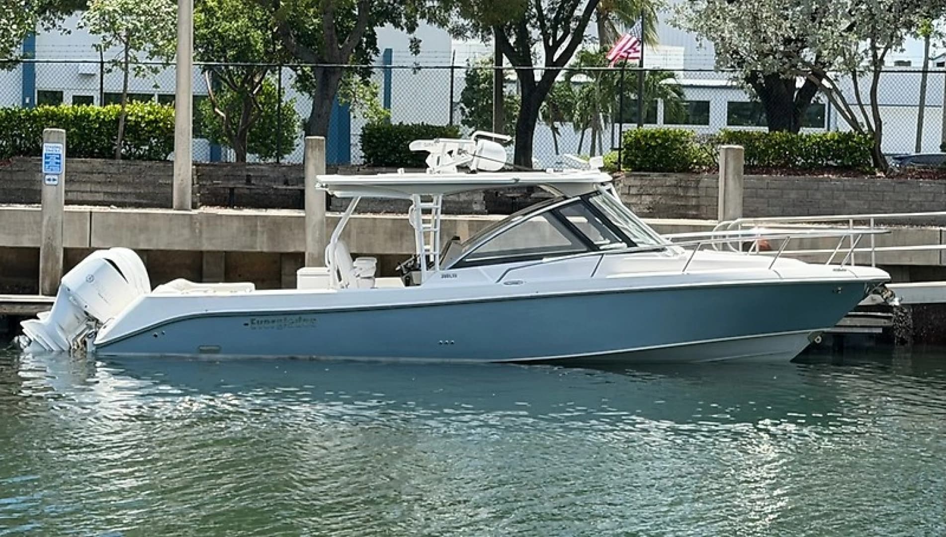 2018 Everglades 360LXC - photo 1 of 32