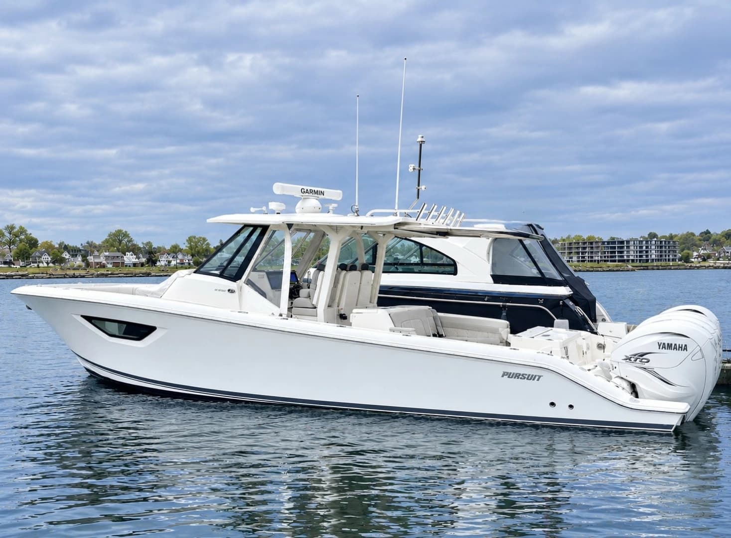 2022 Pursuit S378 - photo 1 of 1