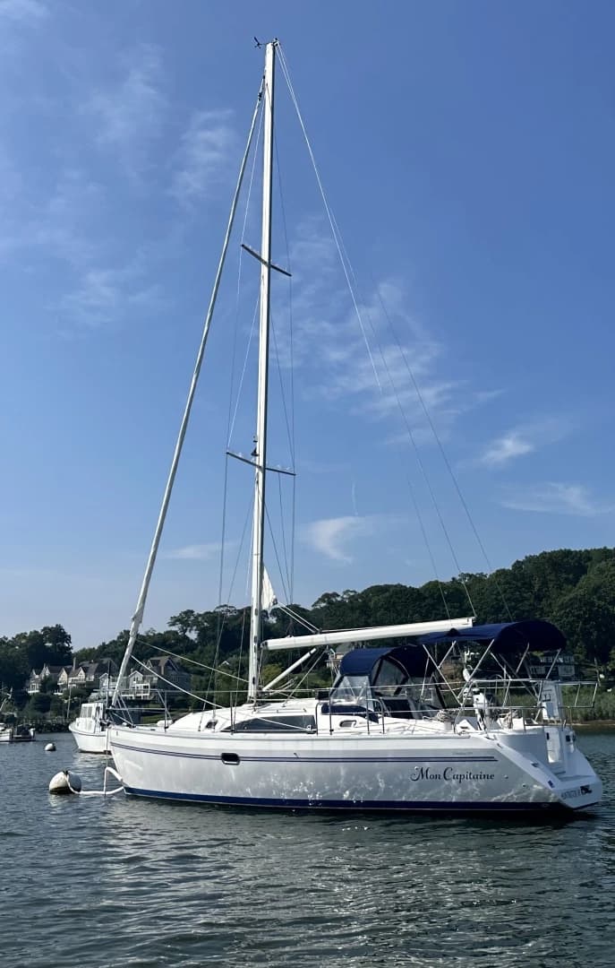 2015 Catalina 315 - photo 1 of 24