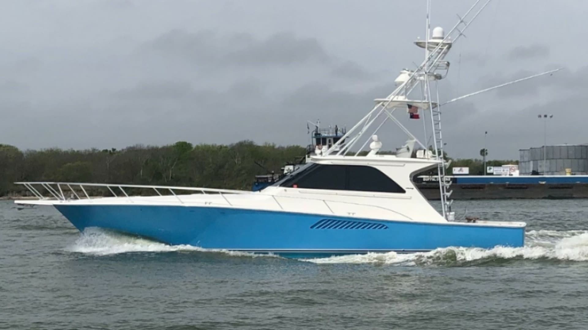 2008 Viking 52 Sport Coupe - photo 1 of 19