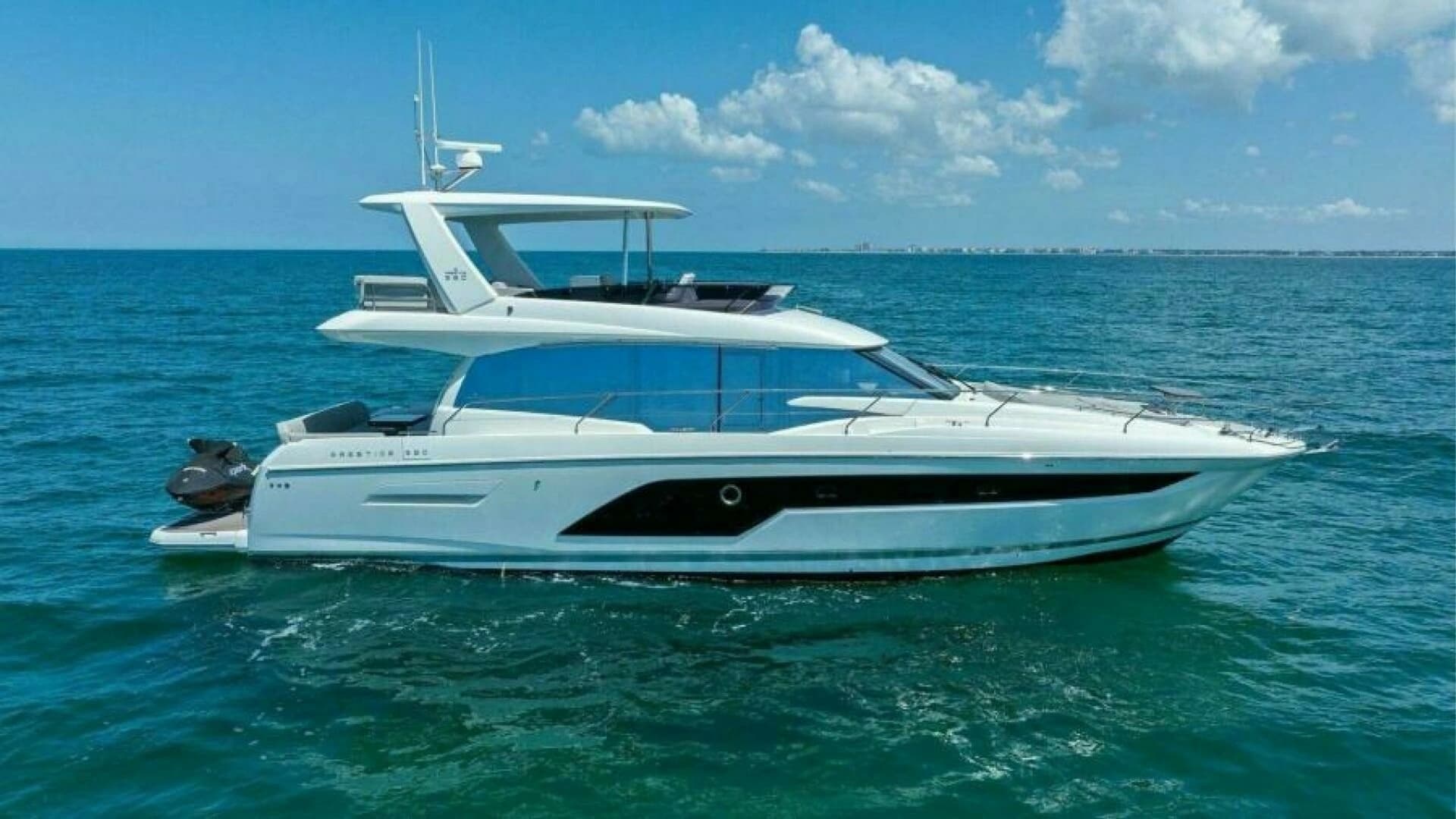 2022 Prestige 590 Flybridge - photo 1 of 81