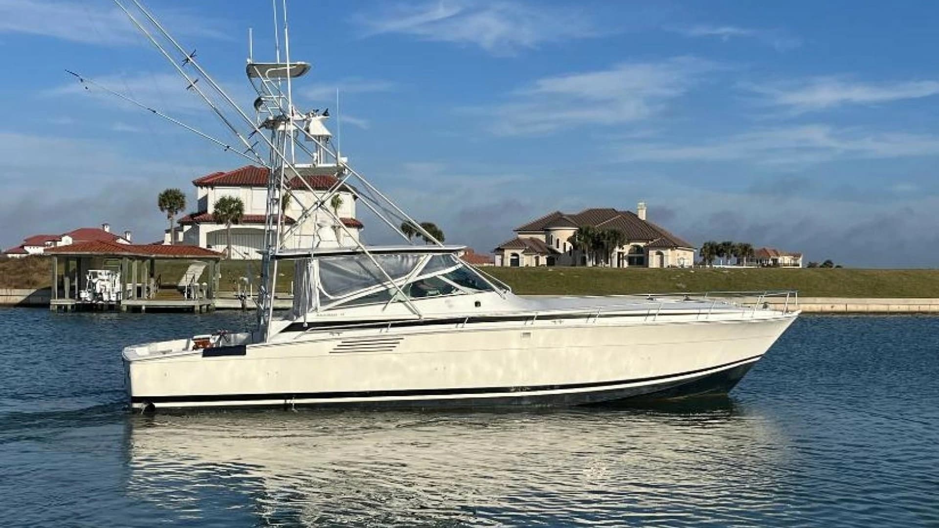 1993 Bertram 46 Moppie - photo 1 of 22