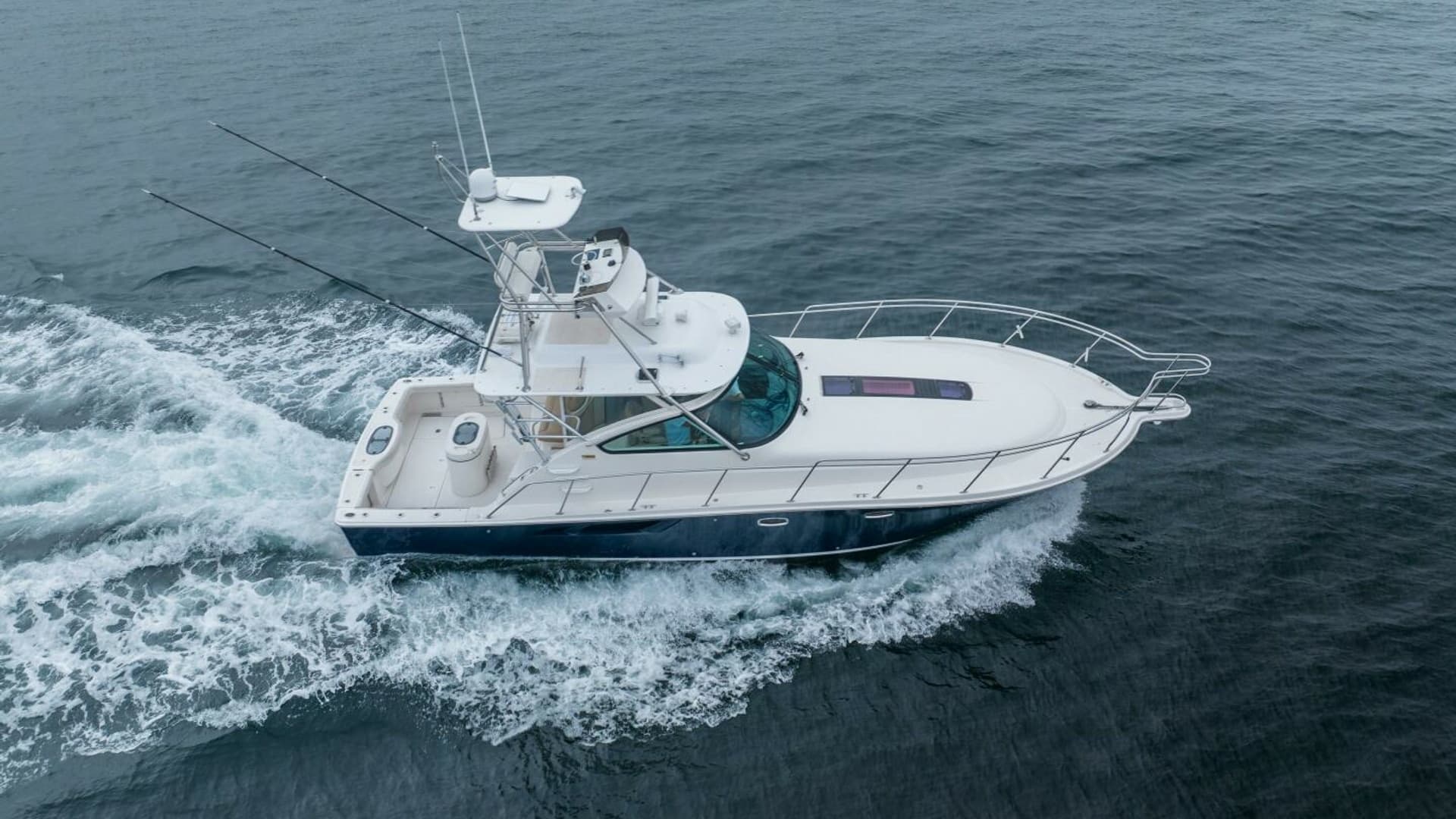 2015 Tiara Yachts Open