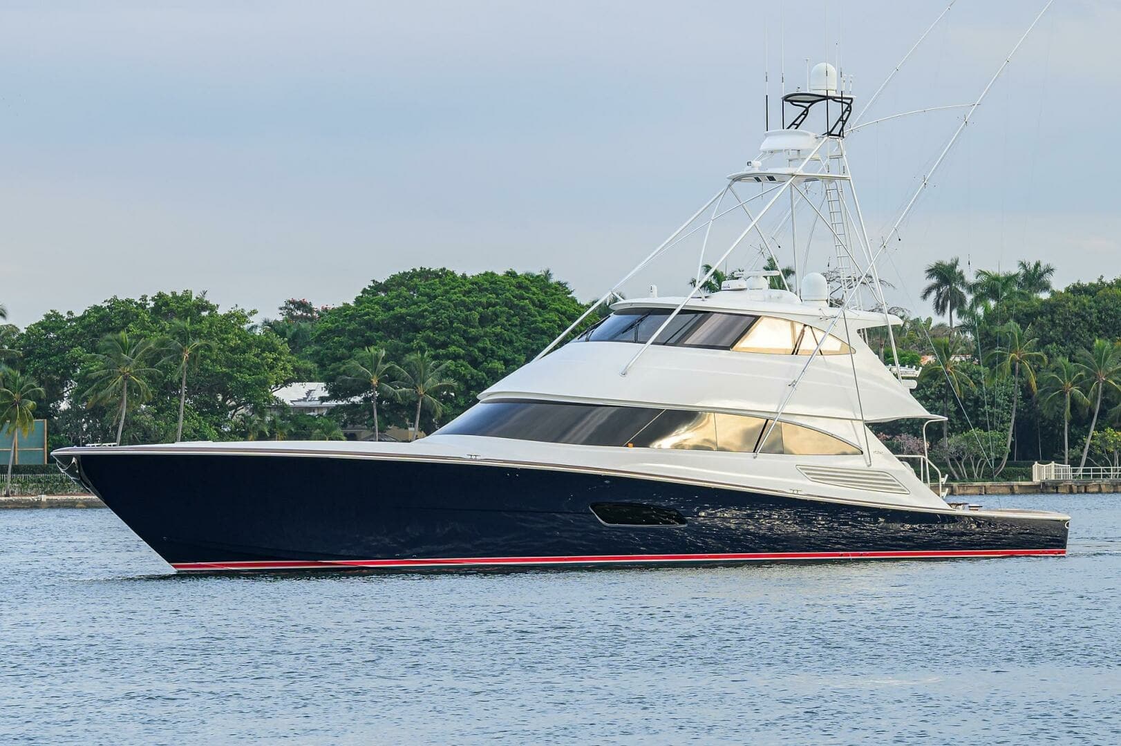 2017 Viking 92 Enclosed Bridge