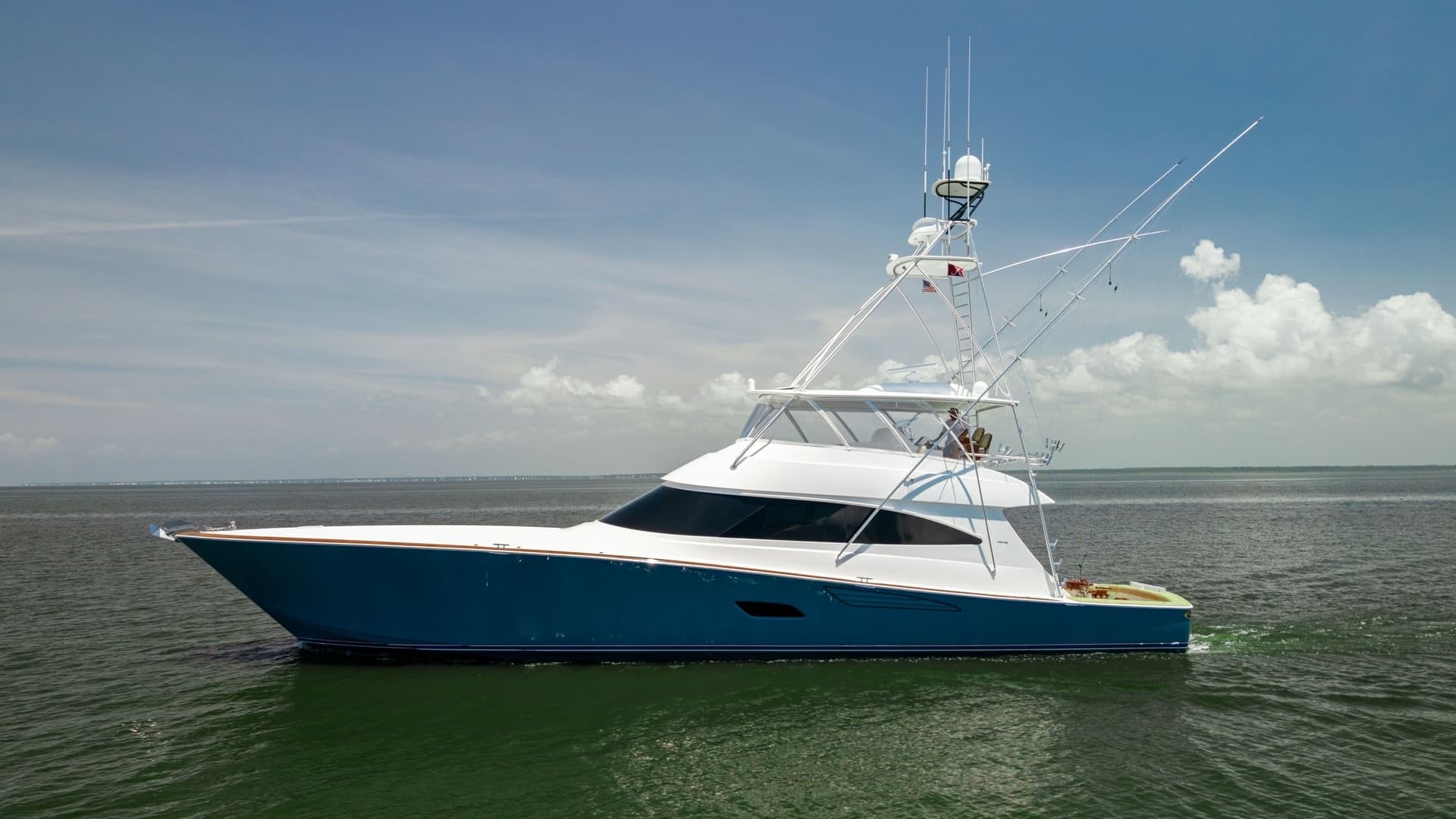 2016 Viking 80 Convertible - photo 1 of 30