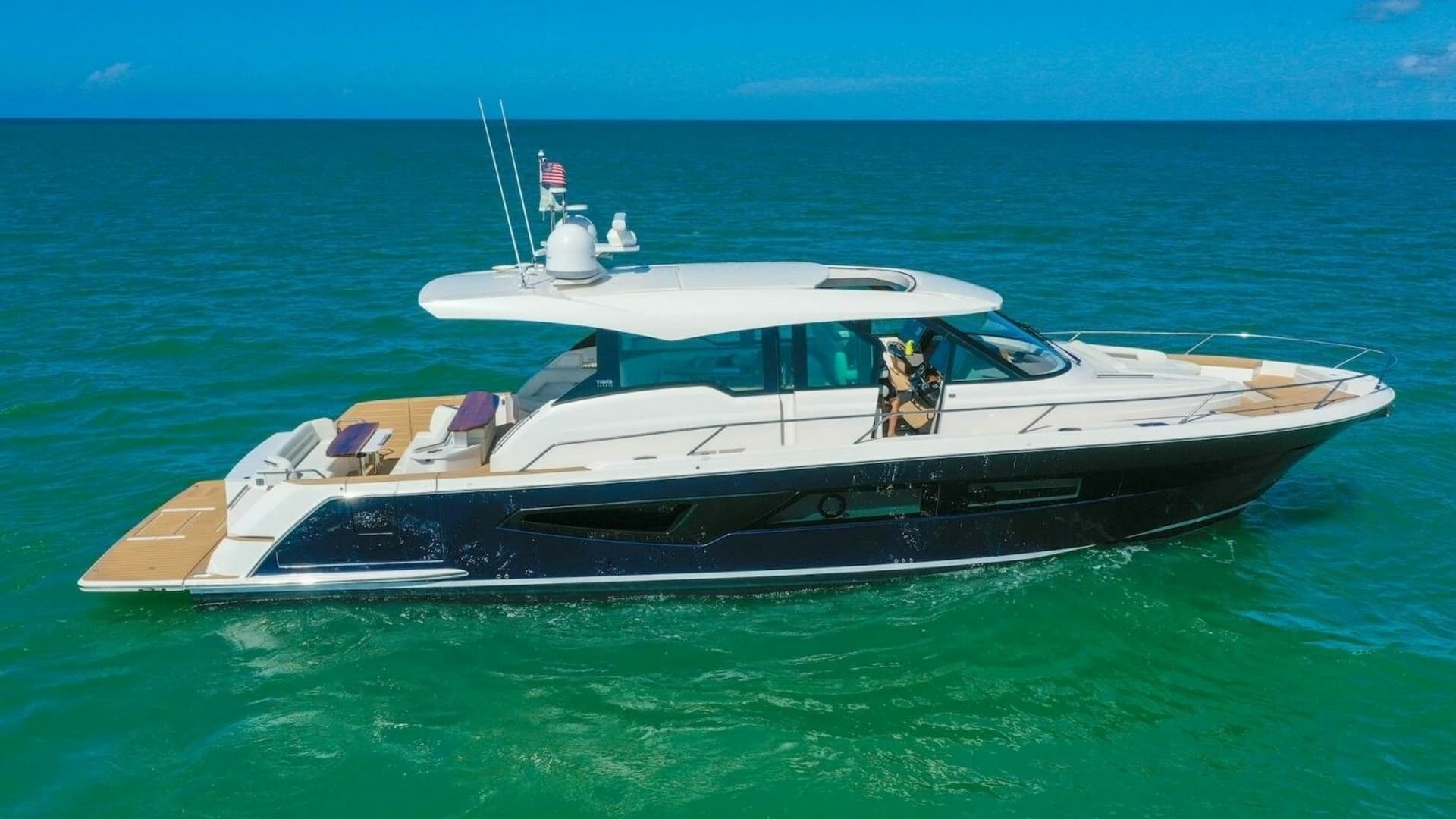 2023 Tiara Yachts EX 60