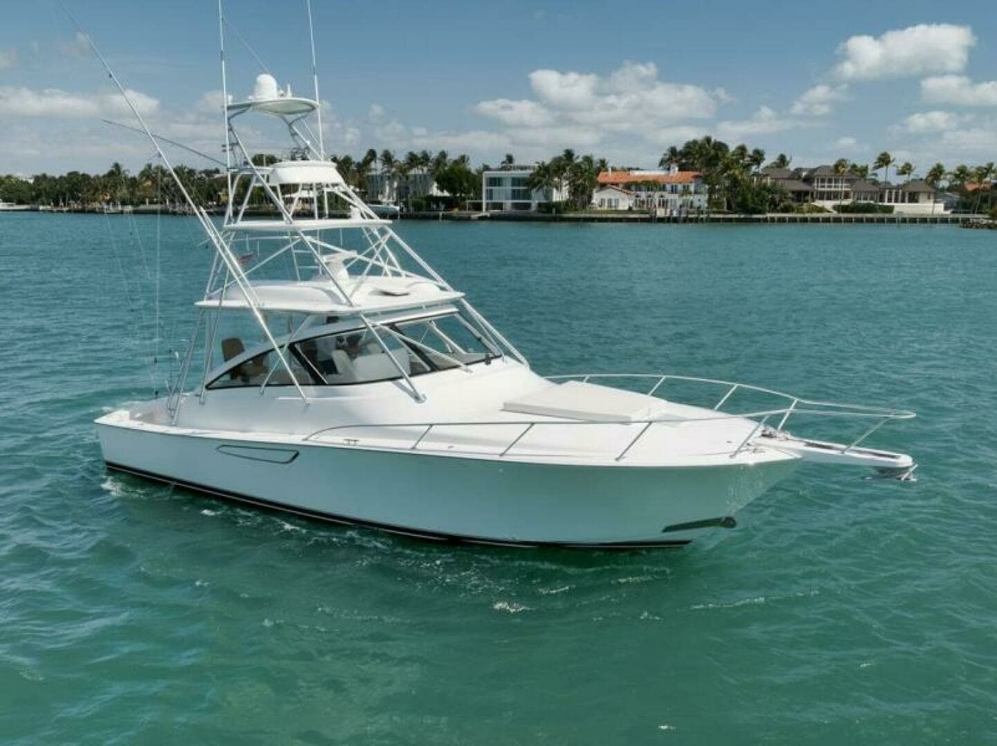 2015 Viking 42 Open