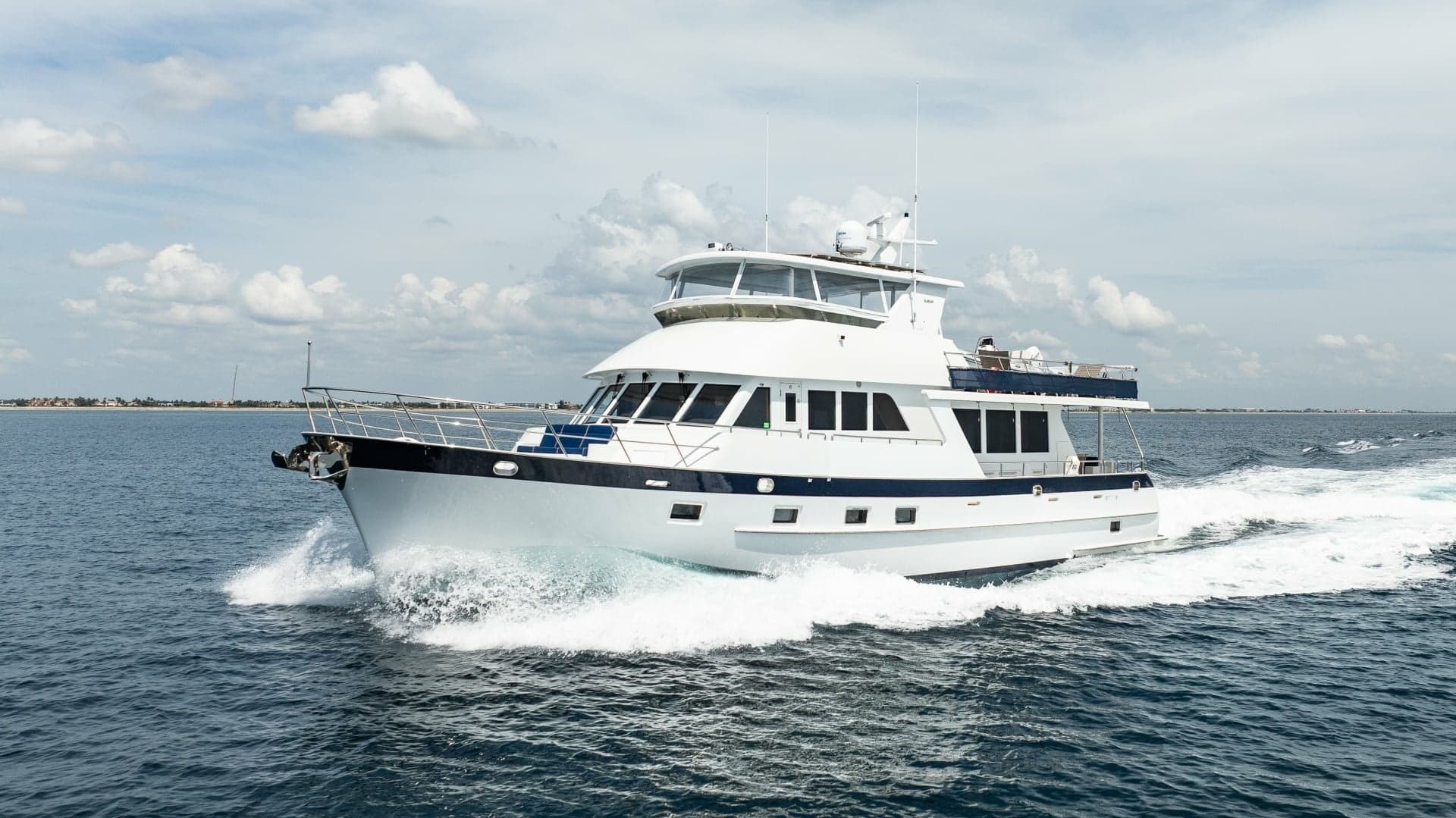 2012 Alaskan 70 Motor Yacht - photo 1 of 30