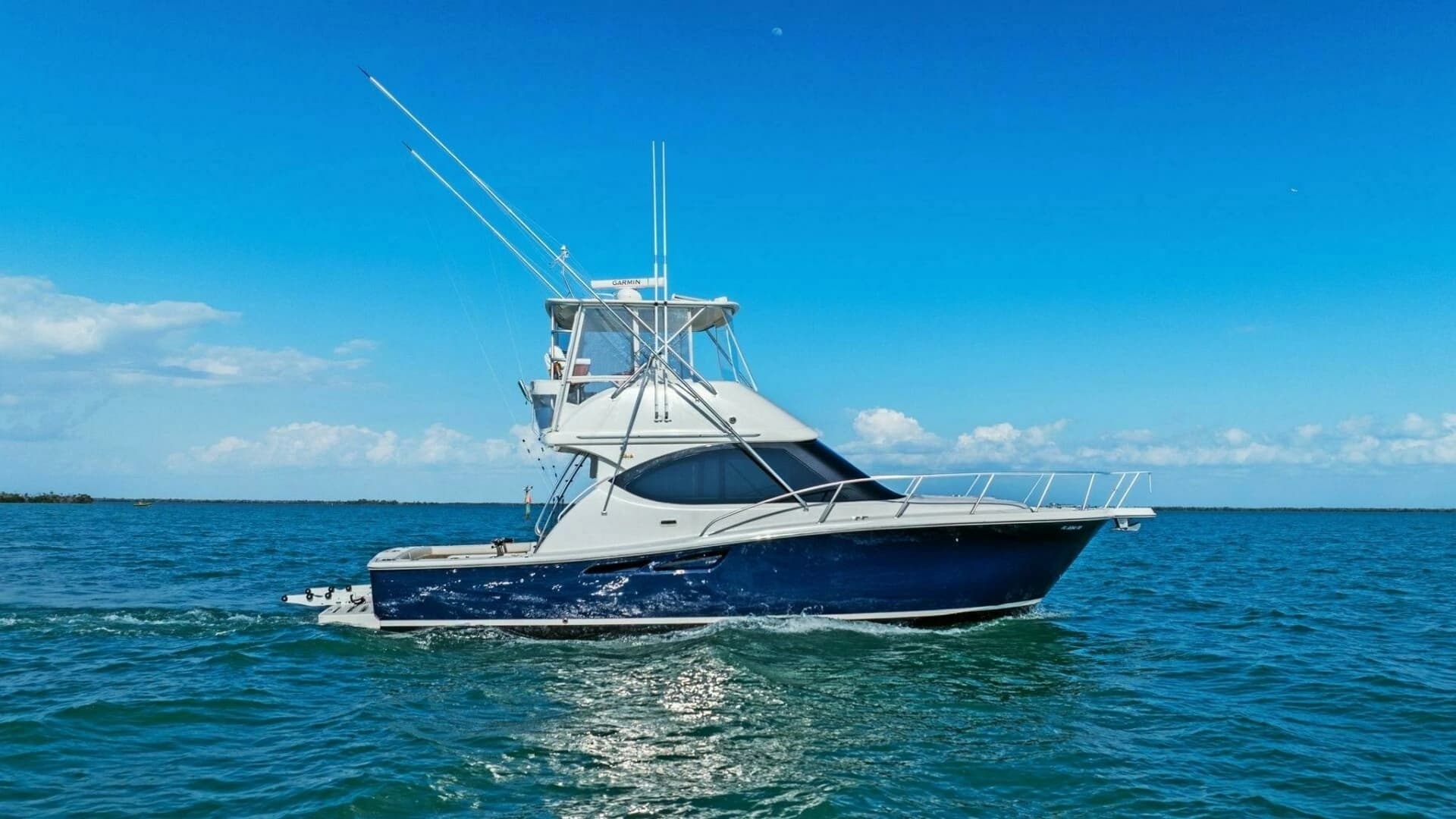 2013 Tiara Yachts 3900 Convertible - photo 1 of 63