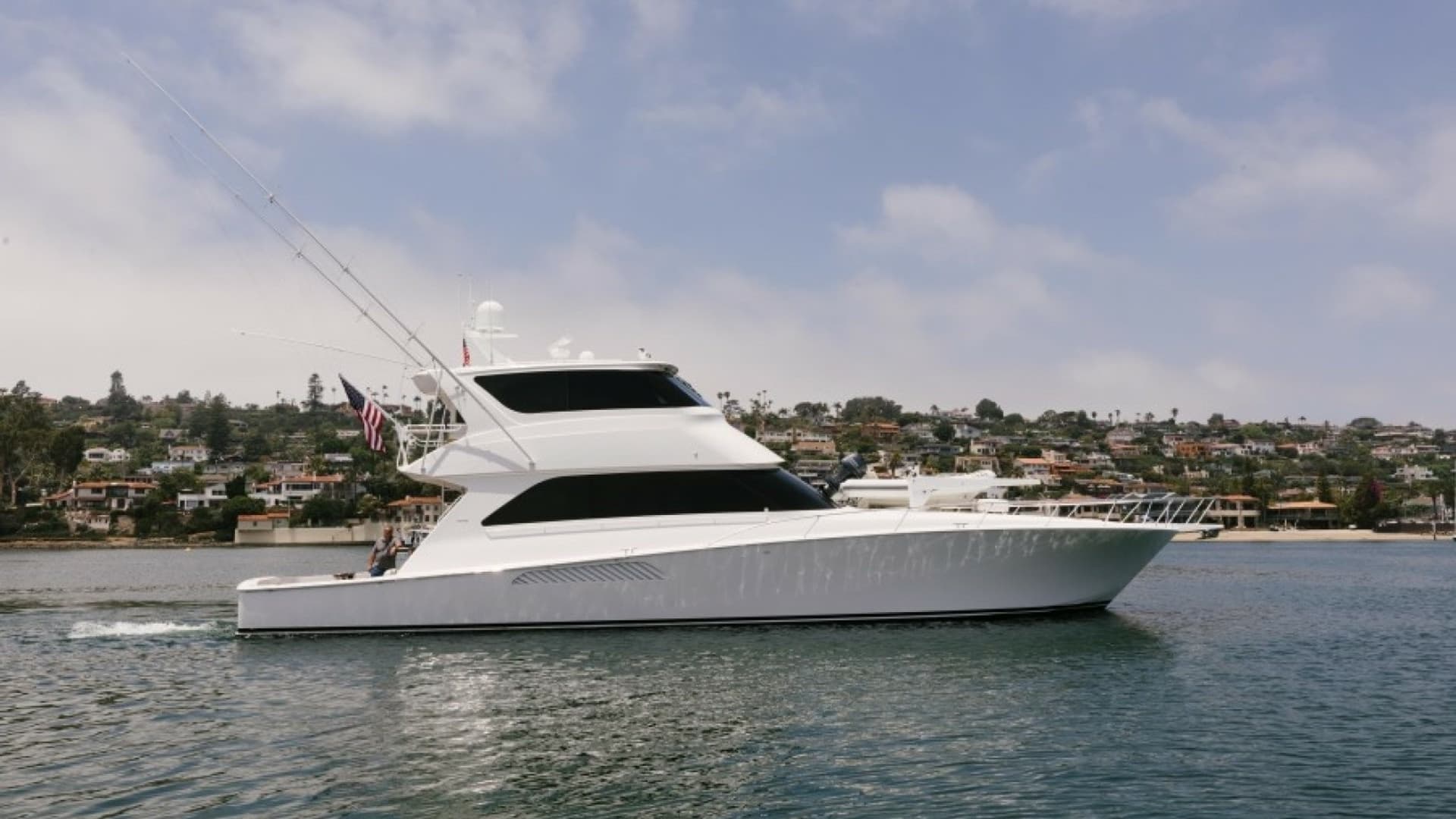 2006 Viking 74 Enclosed Bridge