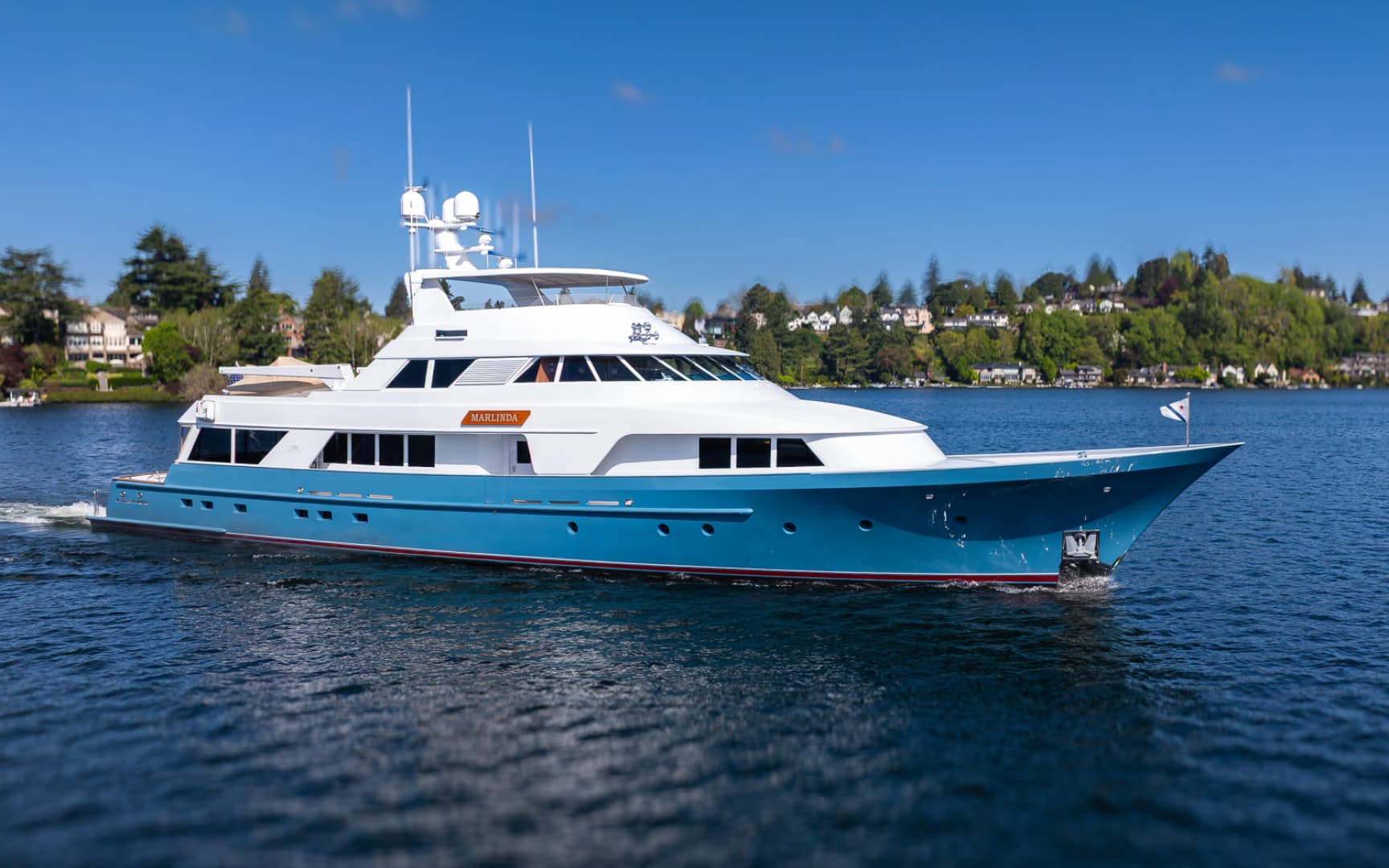 1989 Delta Marine Flybridge Motoryacht