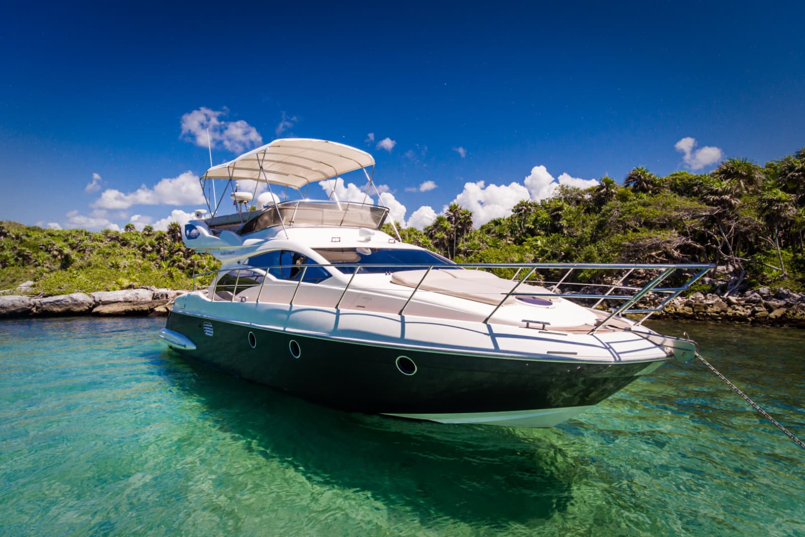 2006 Azimut 43 - photo 1 of 17