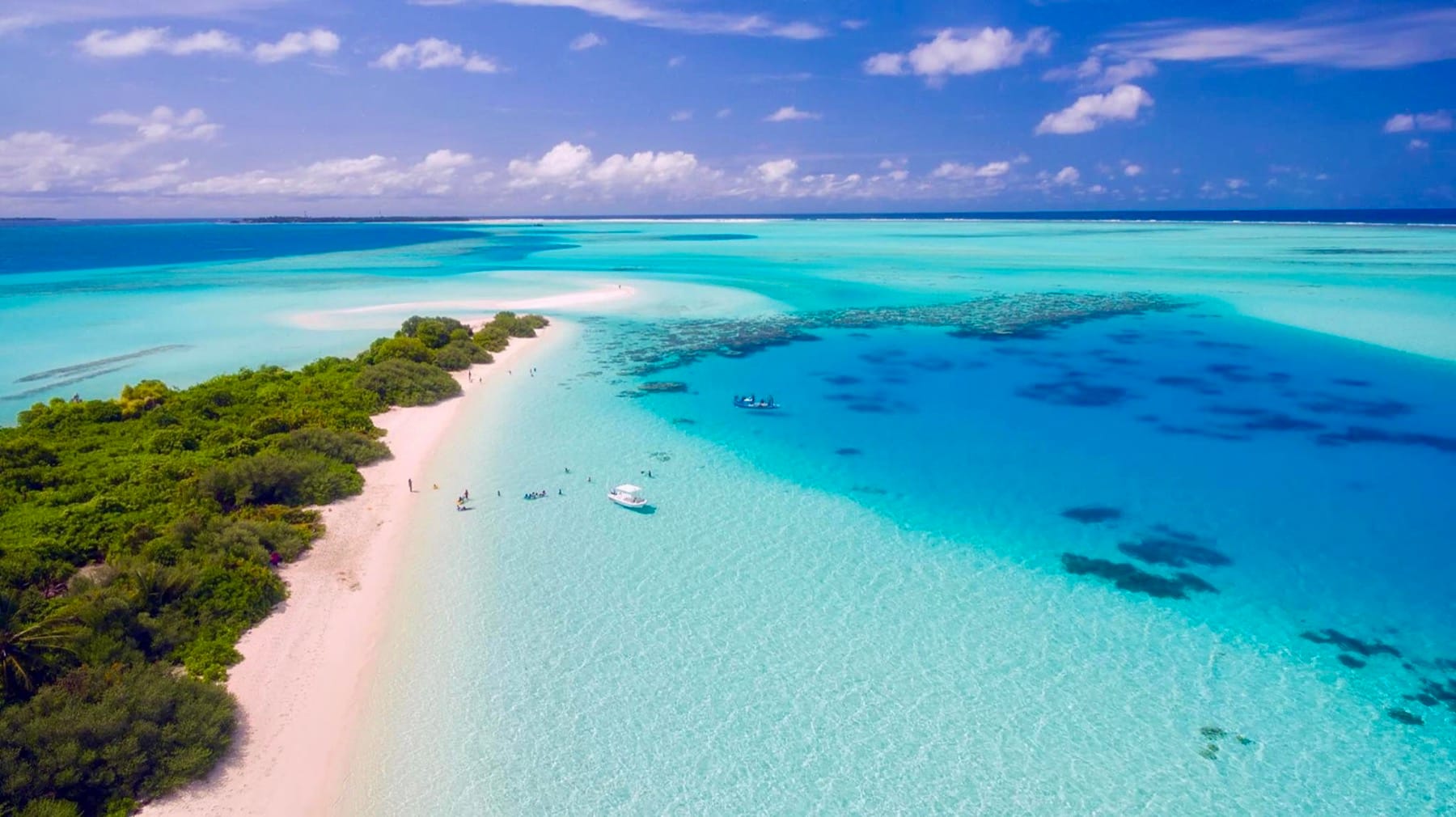 Turquoise shallows and a sandbar in the Bahamas