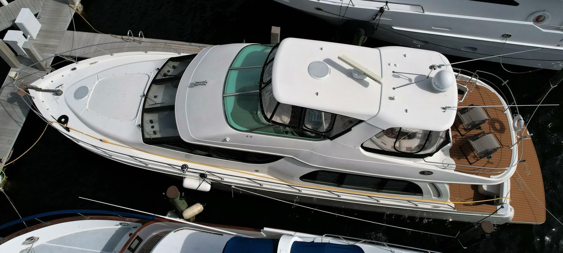2006 Carver 56 Voyager - photo 1 of 30