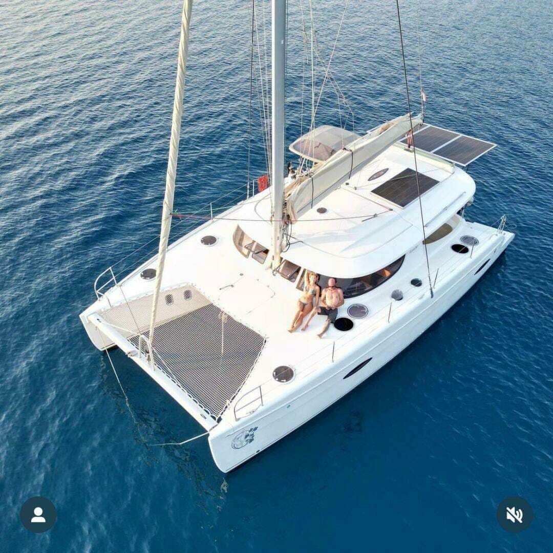2011 Fountaine Pajot - photo 1 of 43