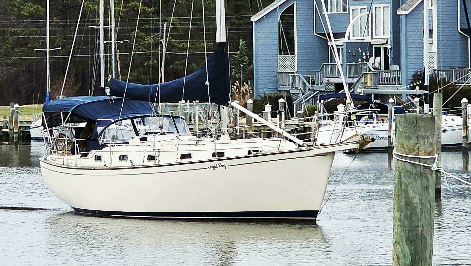 1988 Island Packet - photo 1 of 57