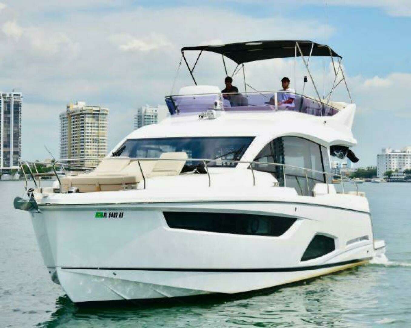 2019 Sealine F430 - photo 1 of 61