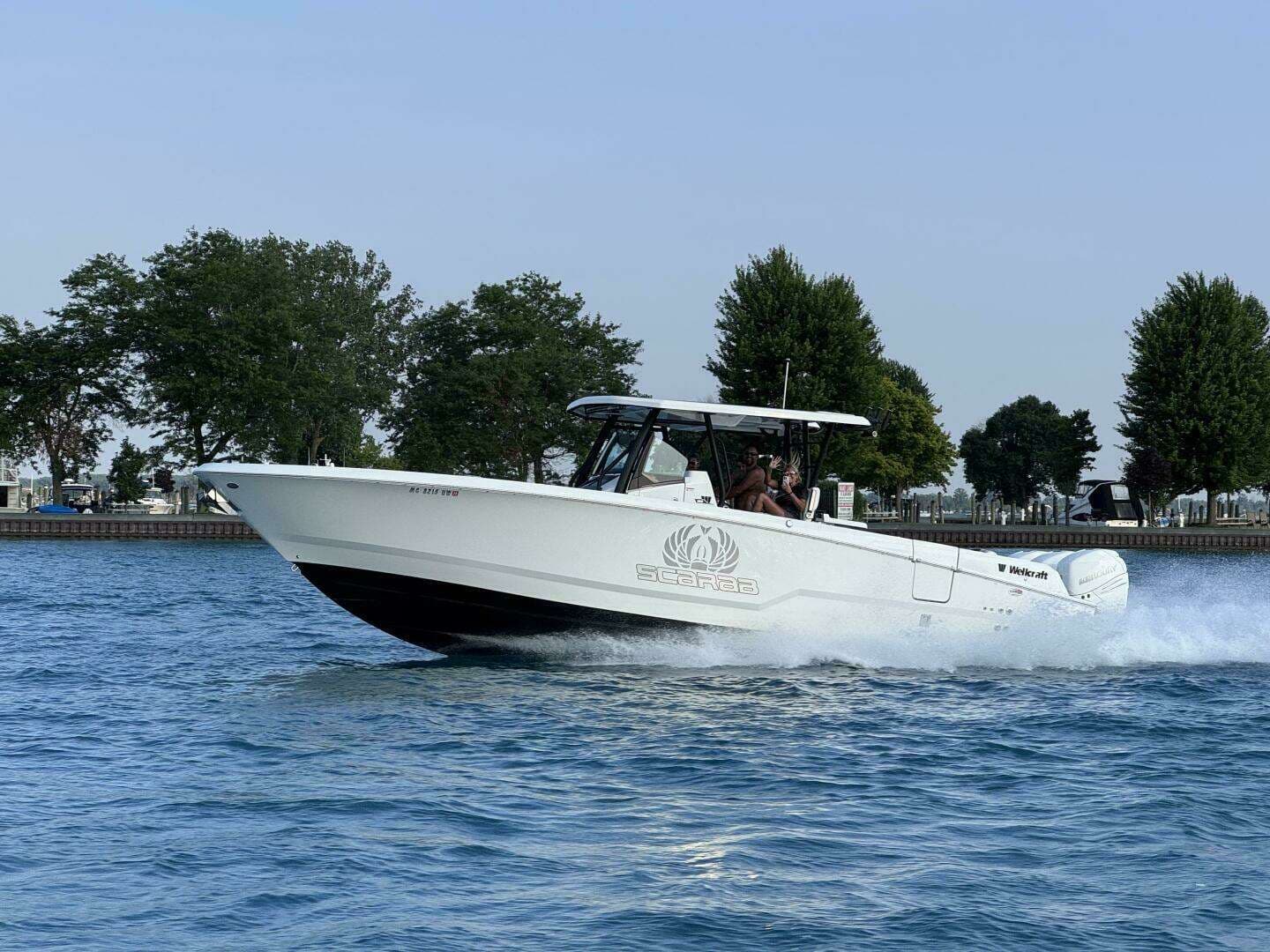 2022 Wellcraft 352 Fisherman - photo 1 of 25