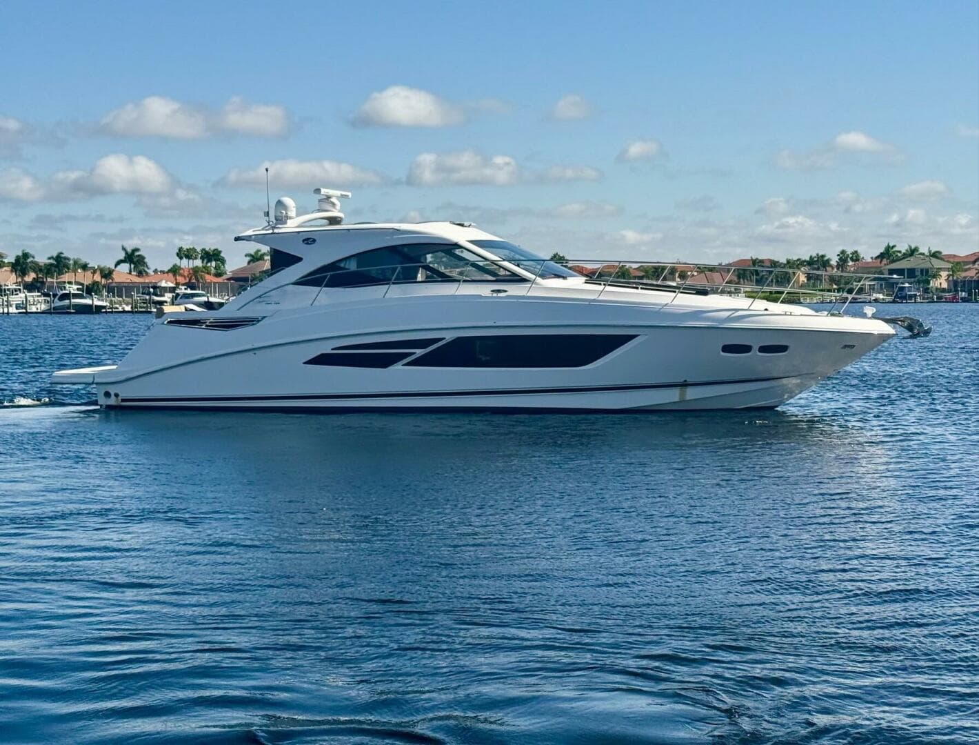 2015 Sea Ray 510 Sundancer - photo 1 of 21