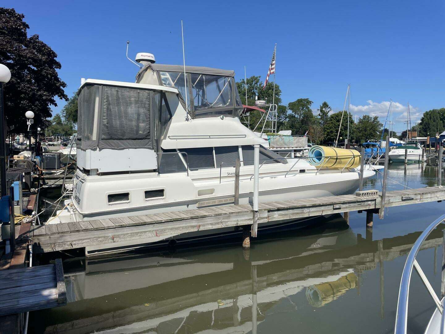1994 Silverton 34 Motor Yacht - photo 1 of 42