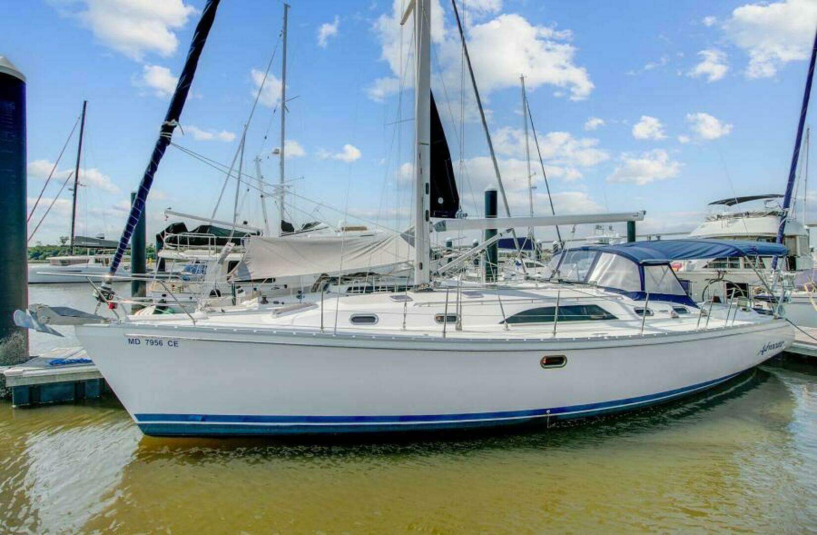 2011 Catalina 445 - photo 1 of 57