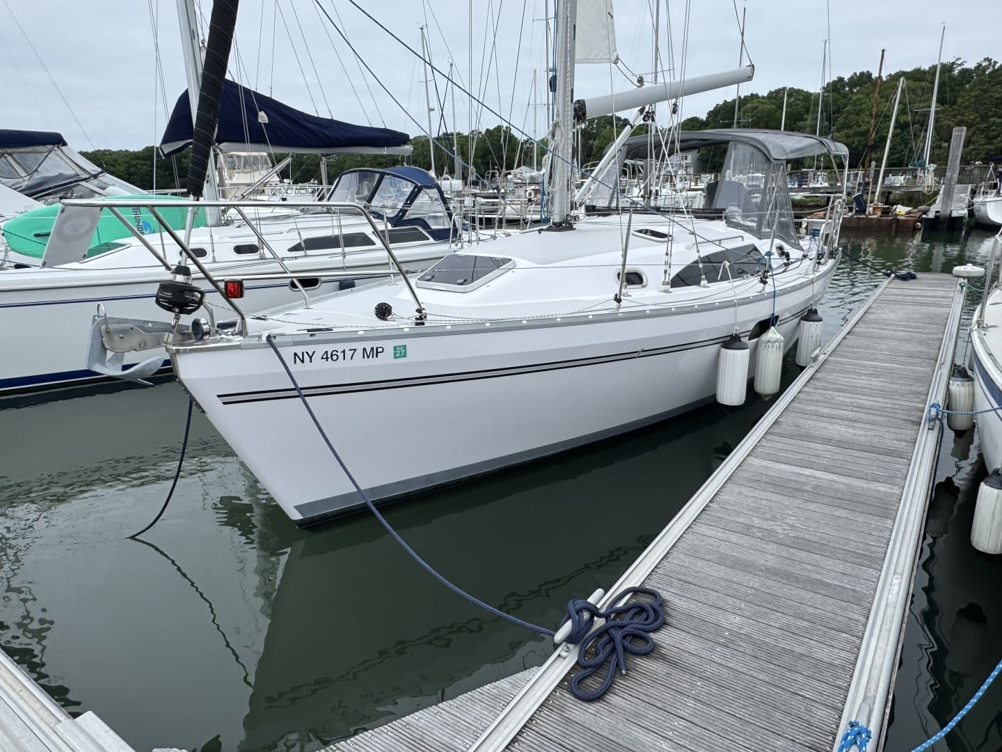 2019 Catalina 315 - photo 1 of 34