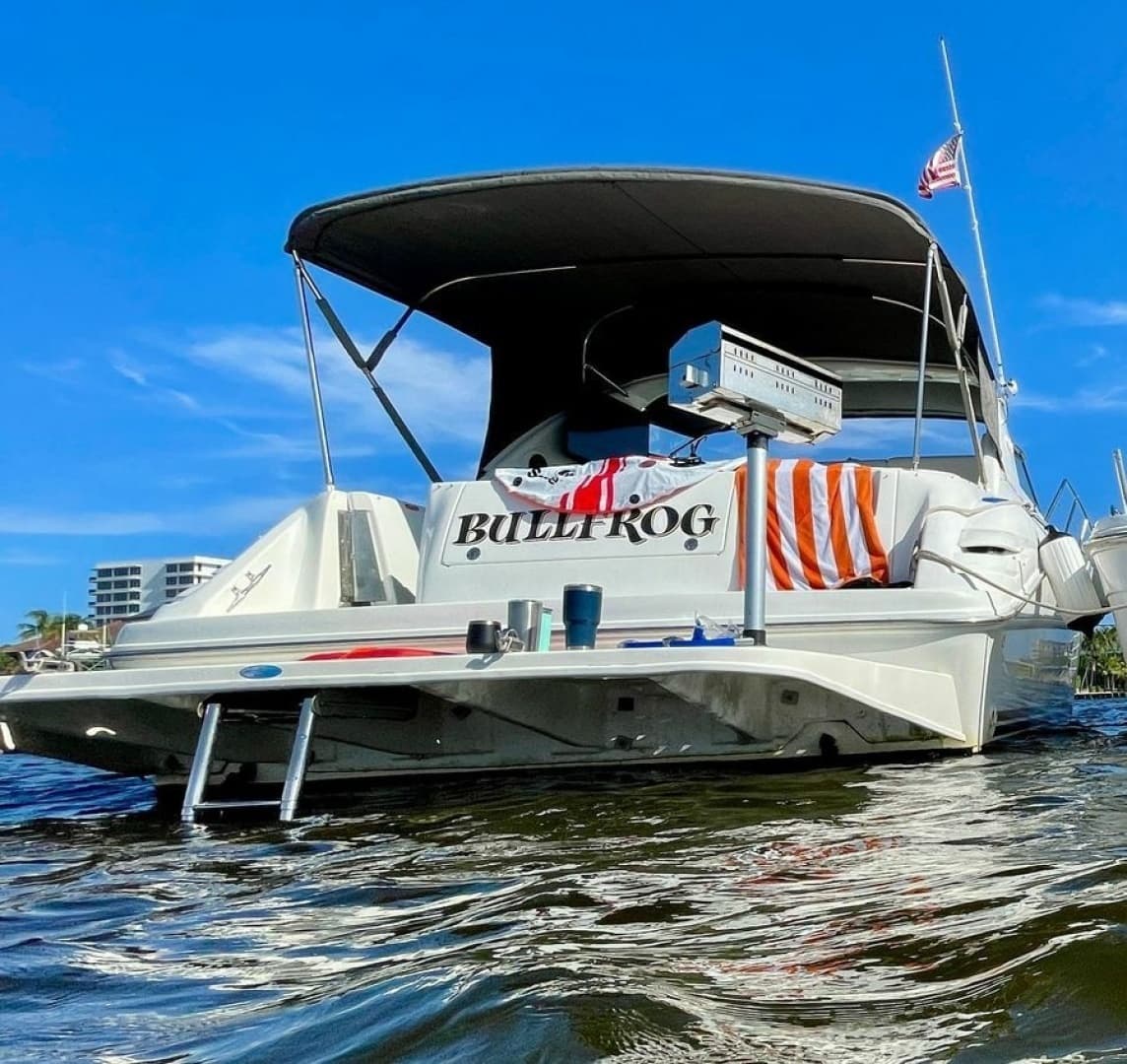 1995 Sea Ray 370 Sundancer - photo 1 of 18