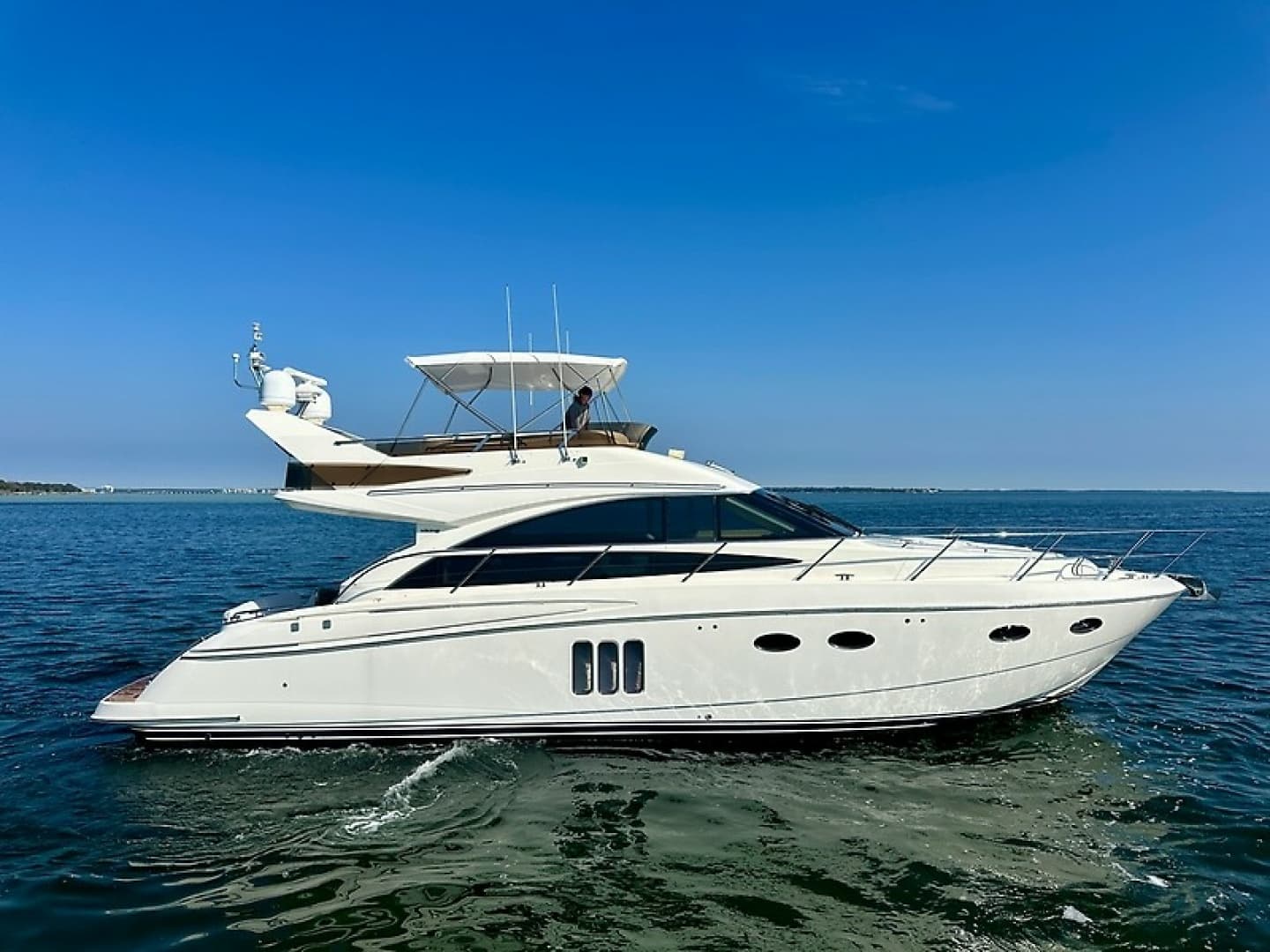 2009 Princess F54 flybridge - photo 1 of 30