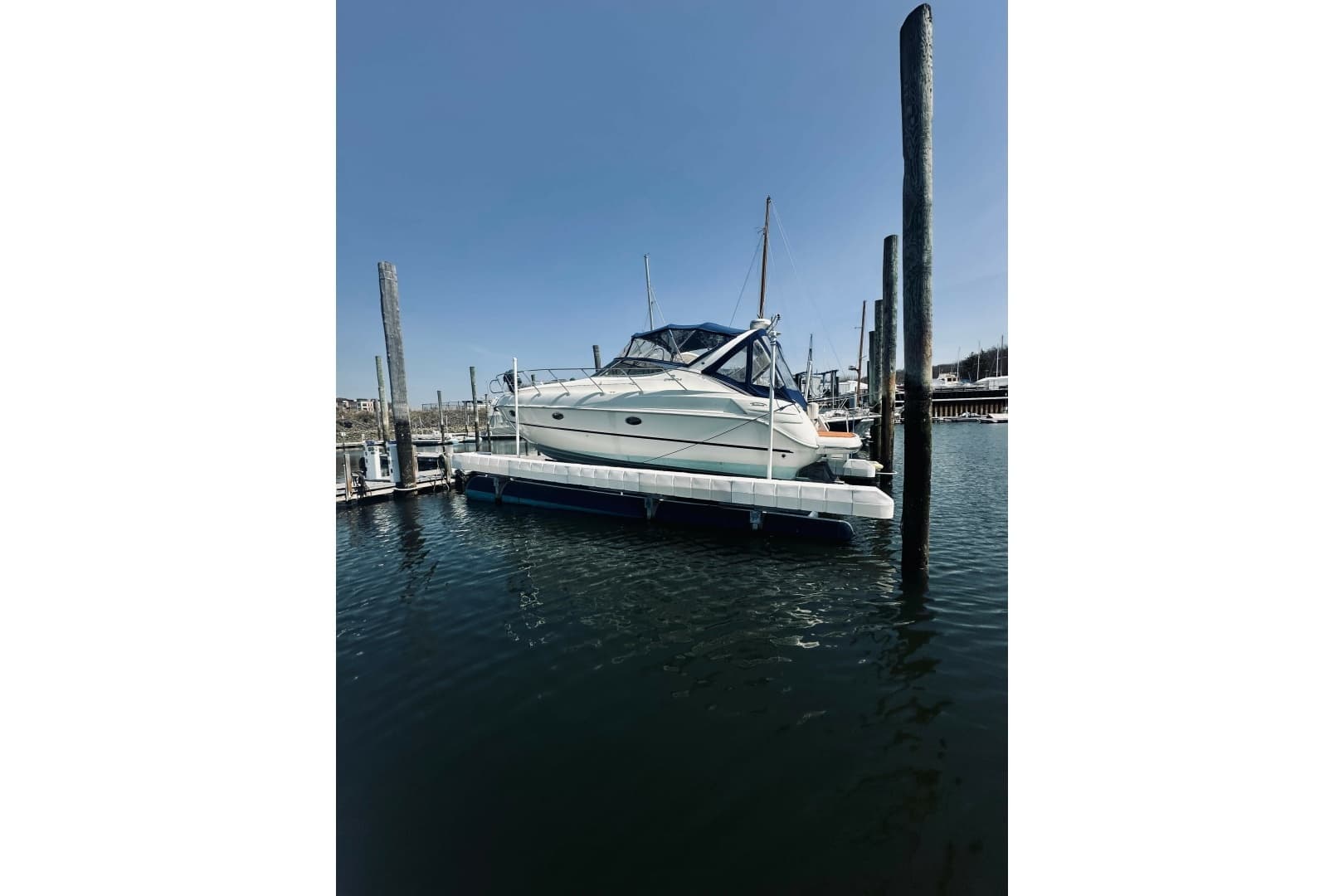 1999 Cranchi Zaffiro 34 - photo 1 of 43