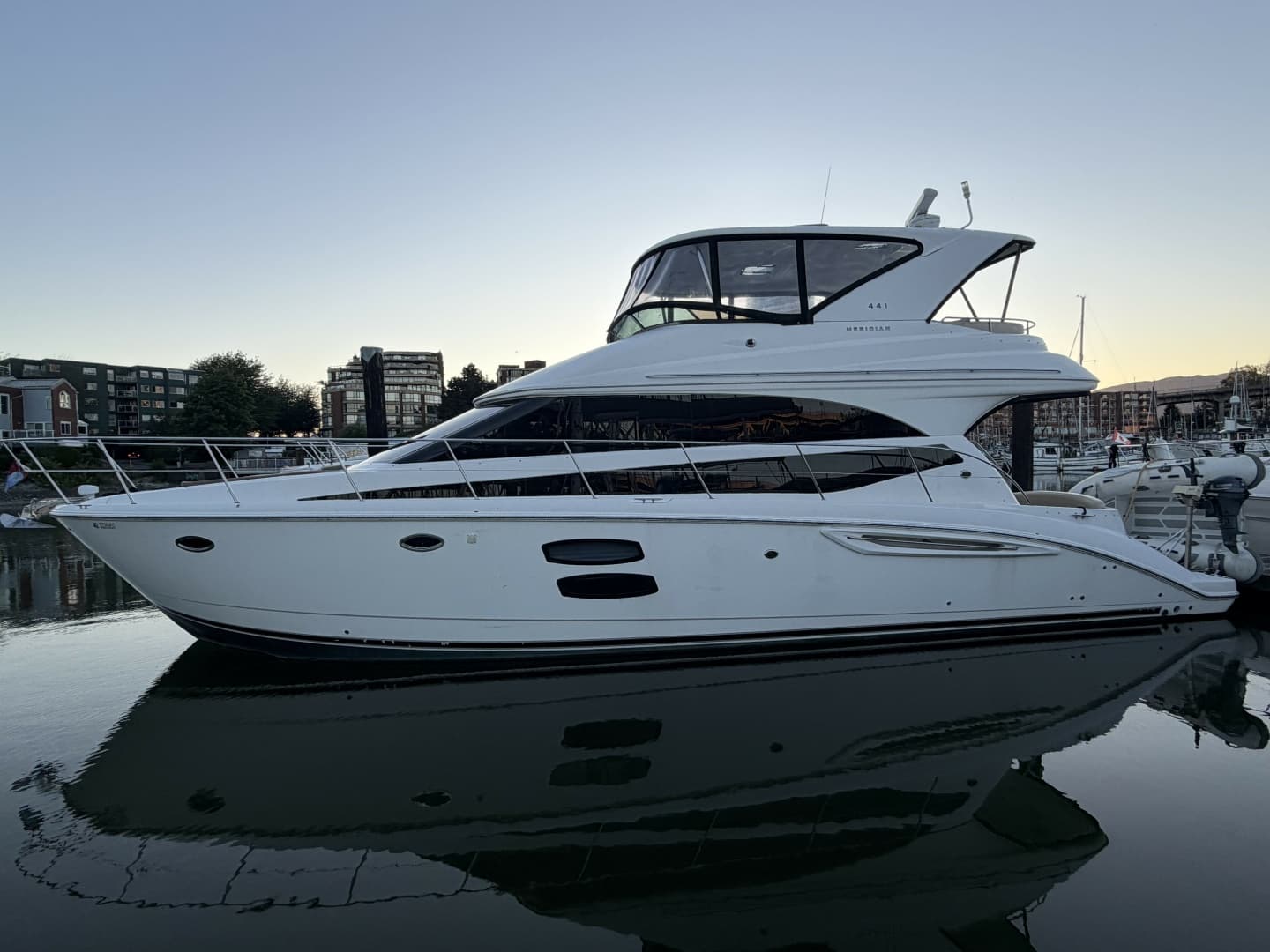 2012 Meridian - photo 1 of 30