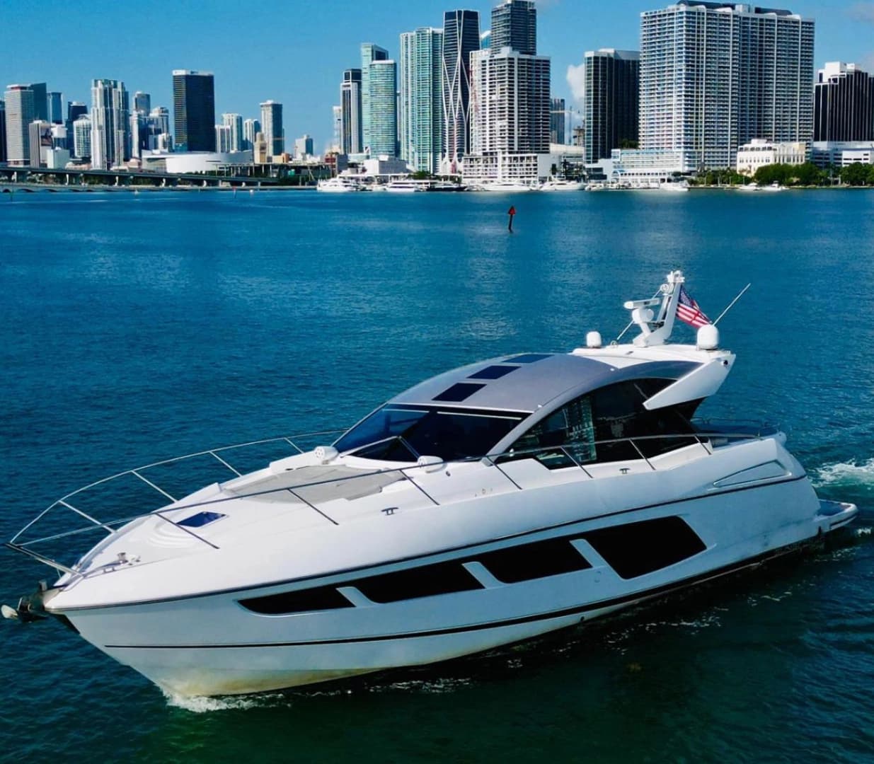 2018 Sunseeker Predator 57 - photo 1 of 36