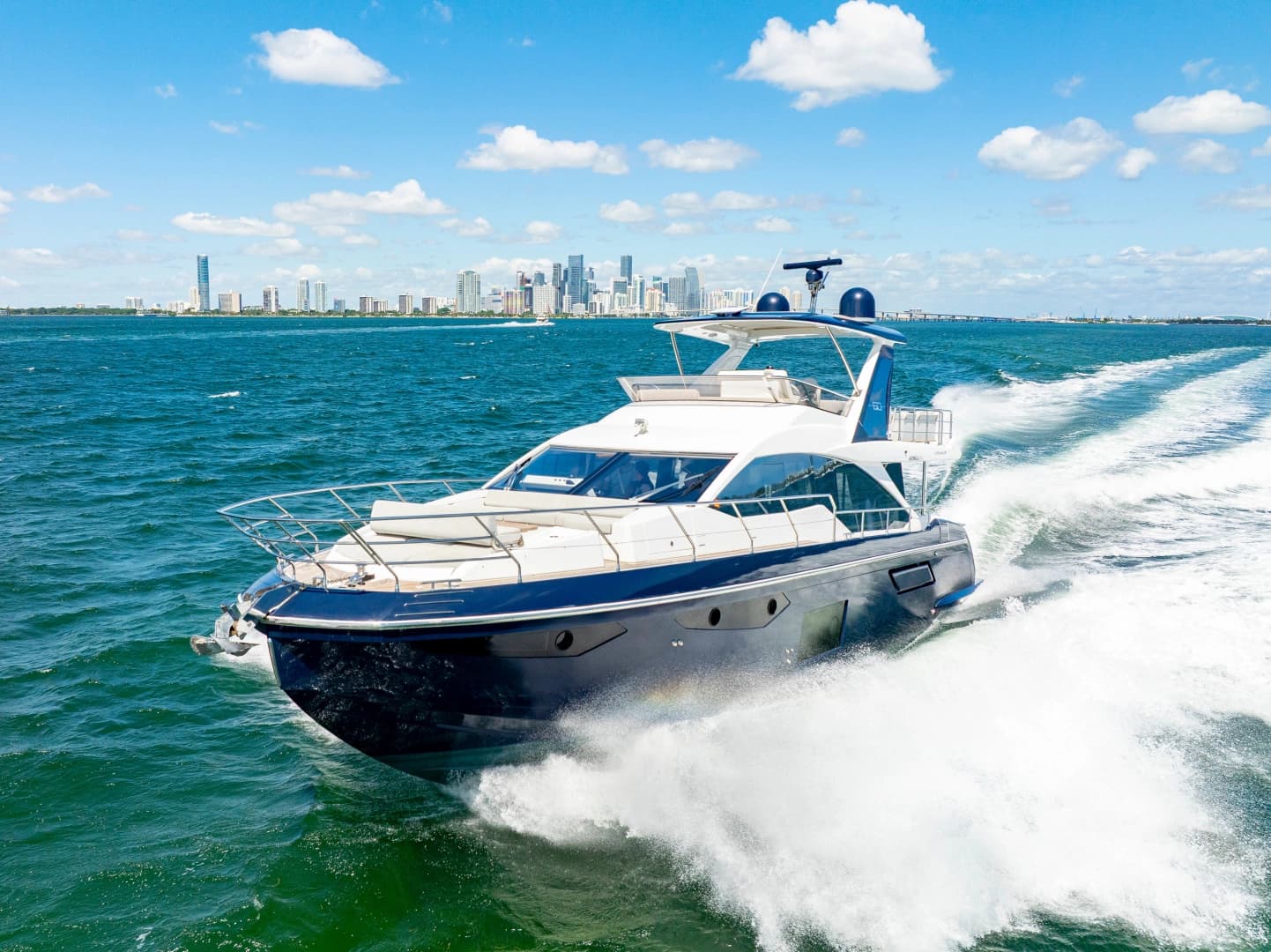 2020 Azimut 60 - photo 1 of 57