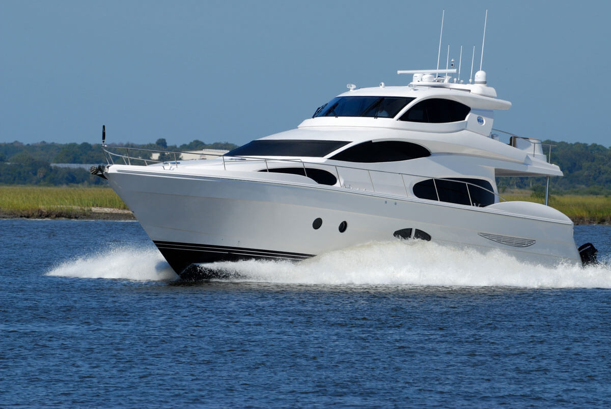Pros-and-Cons-Of-The-Most-Popular-Types-of-Yachts-For-Sale-in-Fort-Lauderdale Yachts For Sale