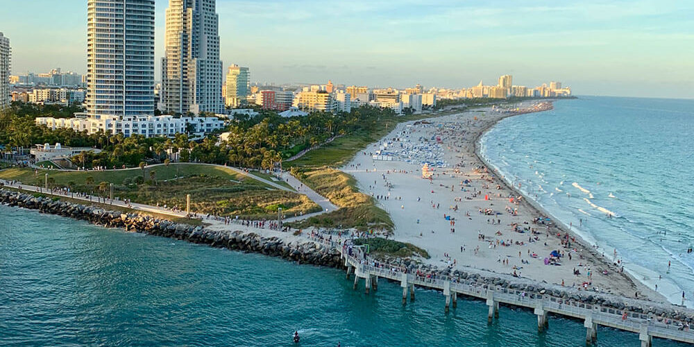 Why Florida Is The Best Place To Buy Or Sell A Luxury Yacht