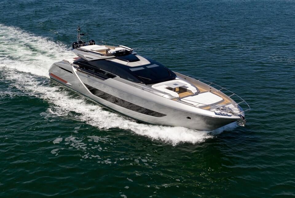 33' Riva 2021 Yacht in Fort Lauderdale | Aspire Yacht Sale