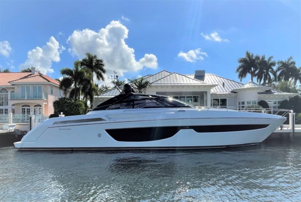 33' Riva 2020 Yacht in Fort Lauderdale | Aspire Yacht Sale
